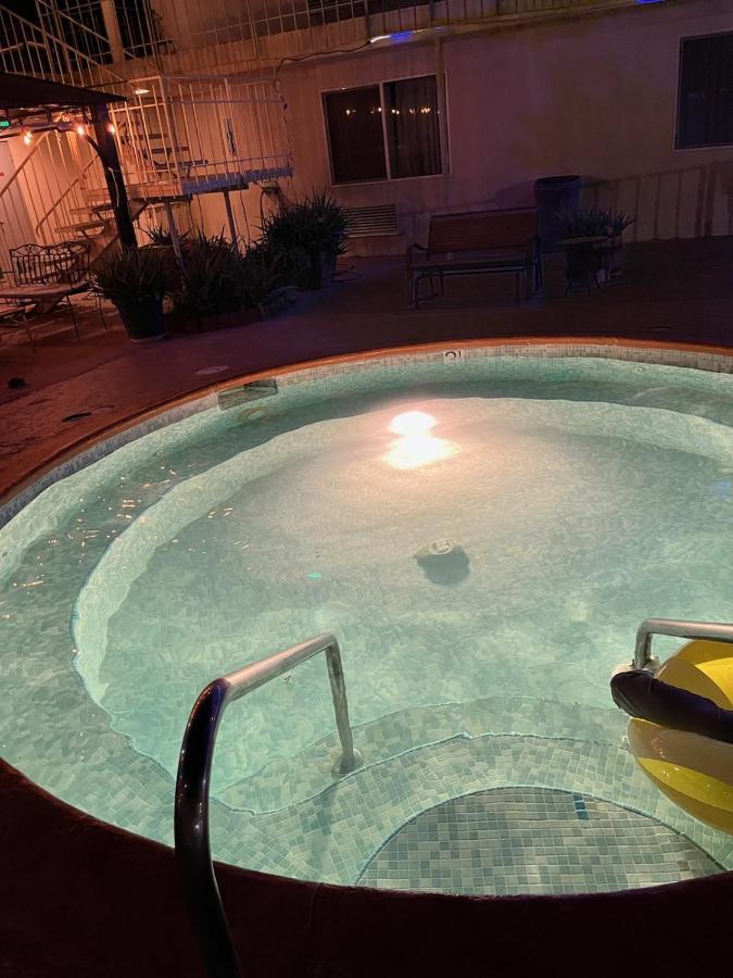 Sandpiper Springs Retreat & Spa Дезерт-Гот-Спрінґс Екстер'єр фото